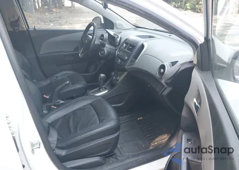 2012 Chevrolet Sonic 2Lz из США, поврежденный, VIN 1G1JE5SH0C4169270